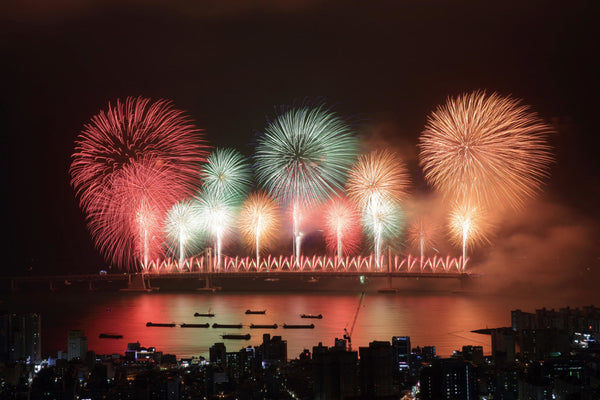 Erhellen Sie Ihre Nacht mit dem Busan Fireworks Festival!