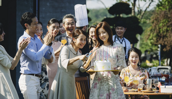 韓国映画「パラサイト」が 2020 年のアカデミー賞で 6 部門にノミネートされ、歴史に名を刻む