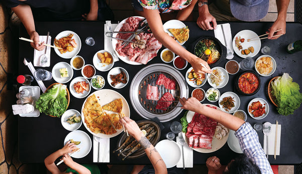 Wie man koreanisches BBQ isst und genießt